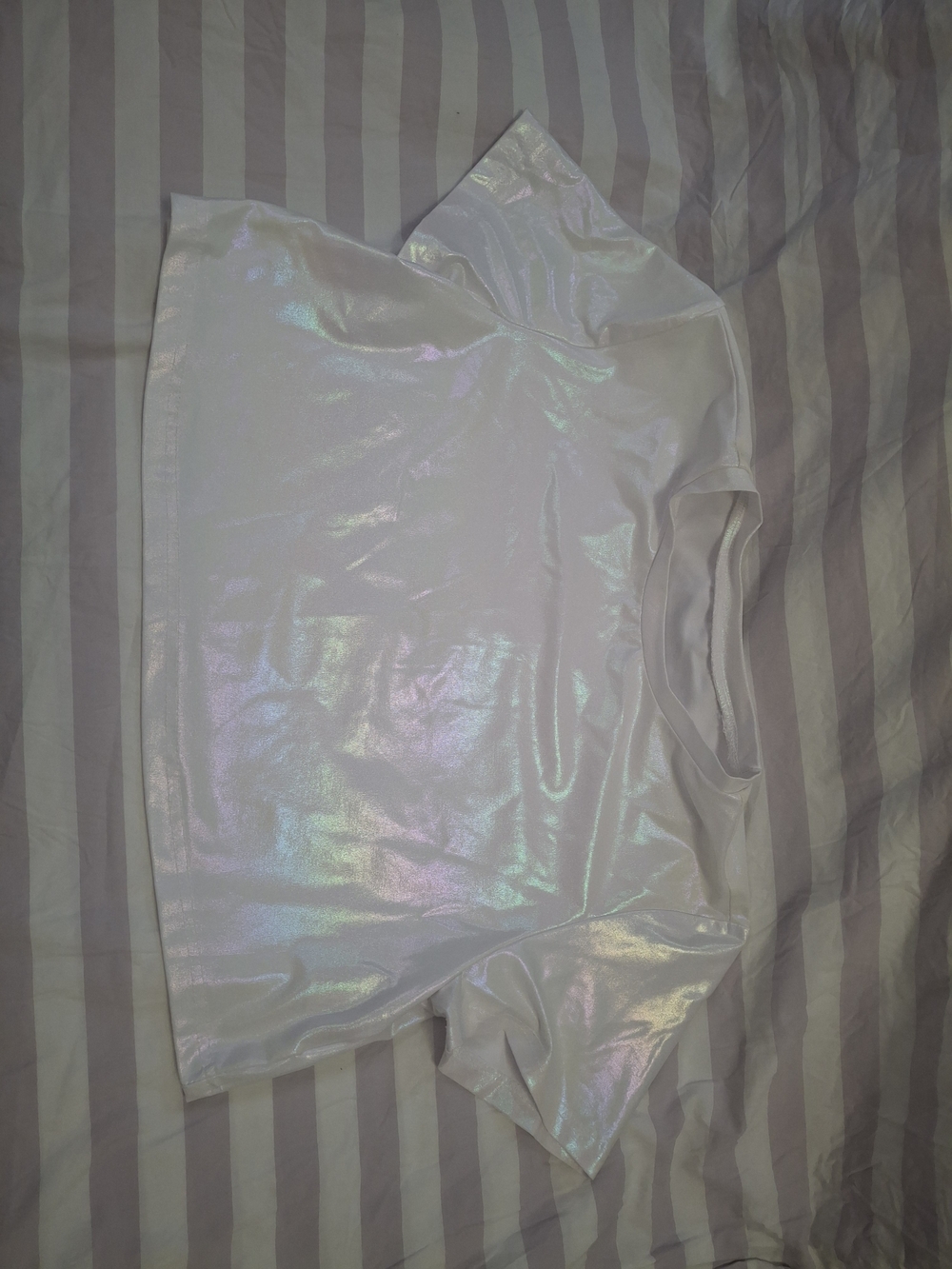 SHEIN Iridescent White Short Sleeve Tee